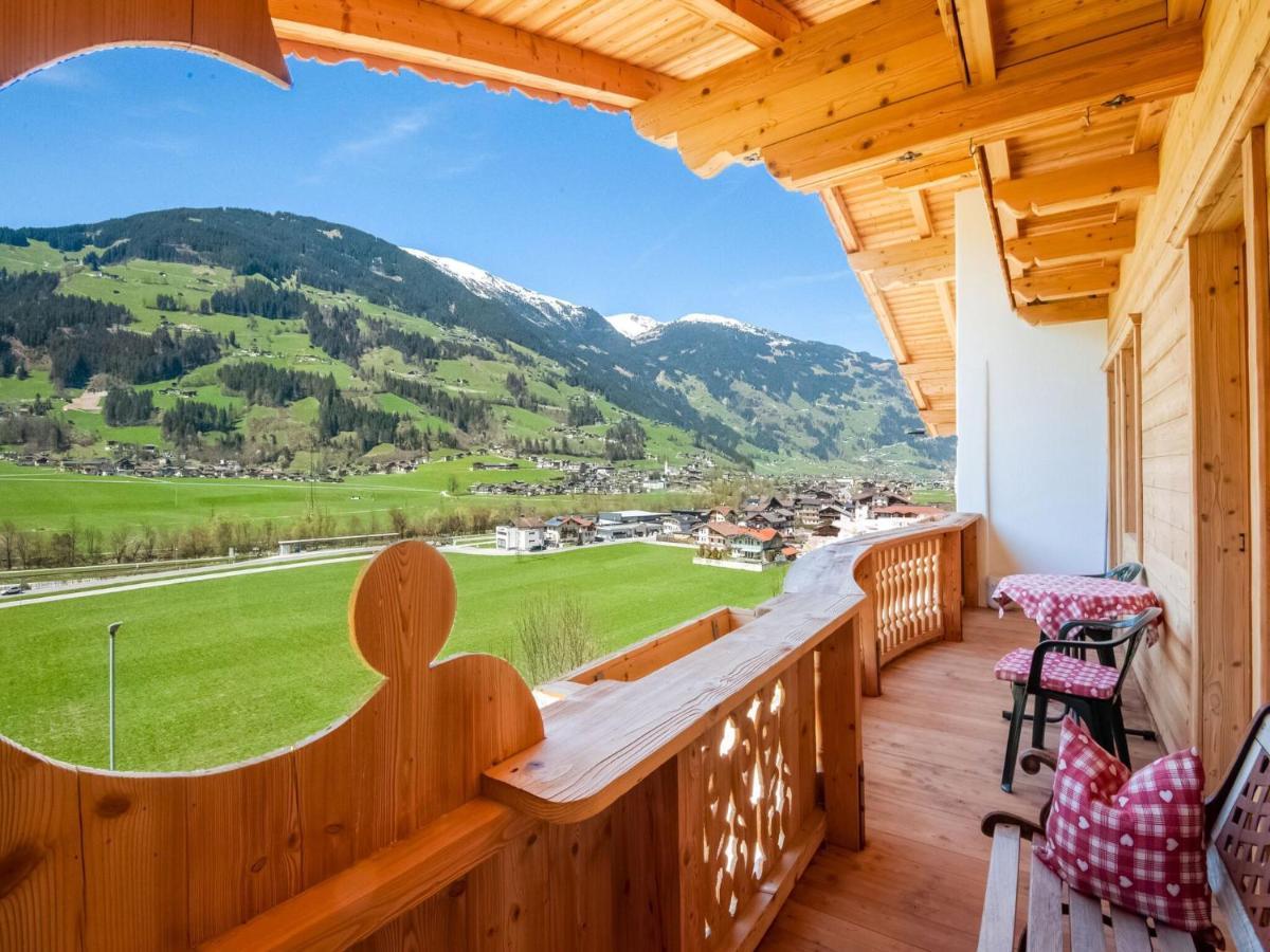 Beautiful Apartment In Ramsau With Balcony Ramsau im Zillertal Εξωτερικό φωτογραφία